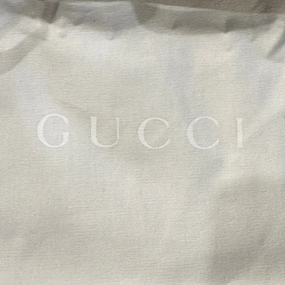 Gucci GG Marmont Black Quilted Crossbody with Gold Hardware. NEW - Picture 3 of 6